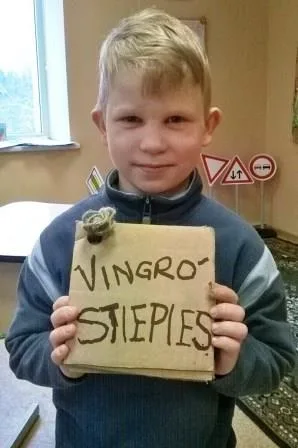 Veselīgu dzīvesveidu popularizējoša rāmata "Vingro- stiepies!"
